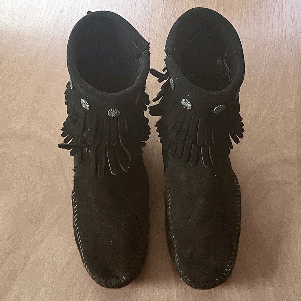 Minnetonka Fringed Booties